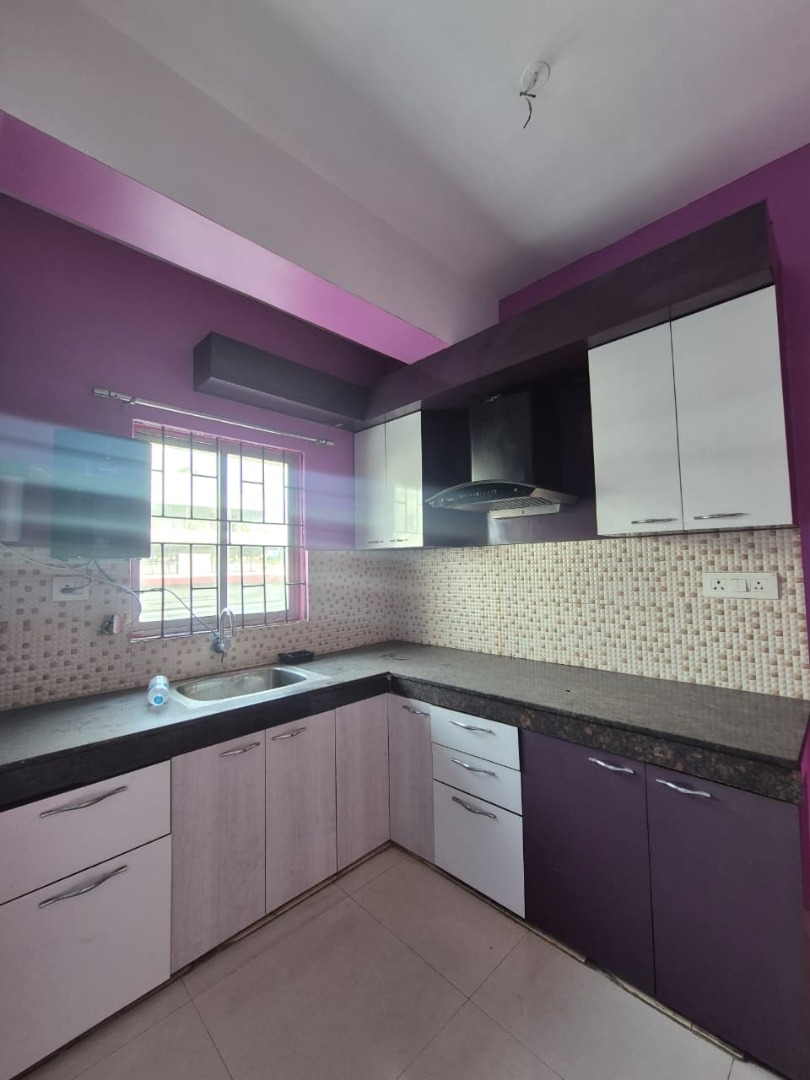 Semi Furnished 3bhk in Beharbari, Beharbari, Lalmati, Guwahati, Assam, India for Rent